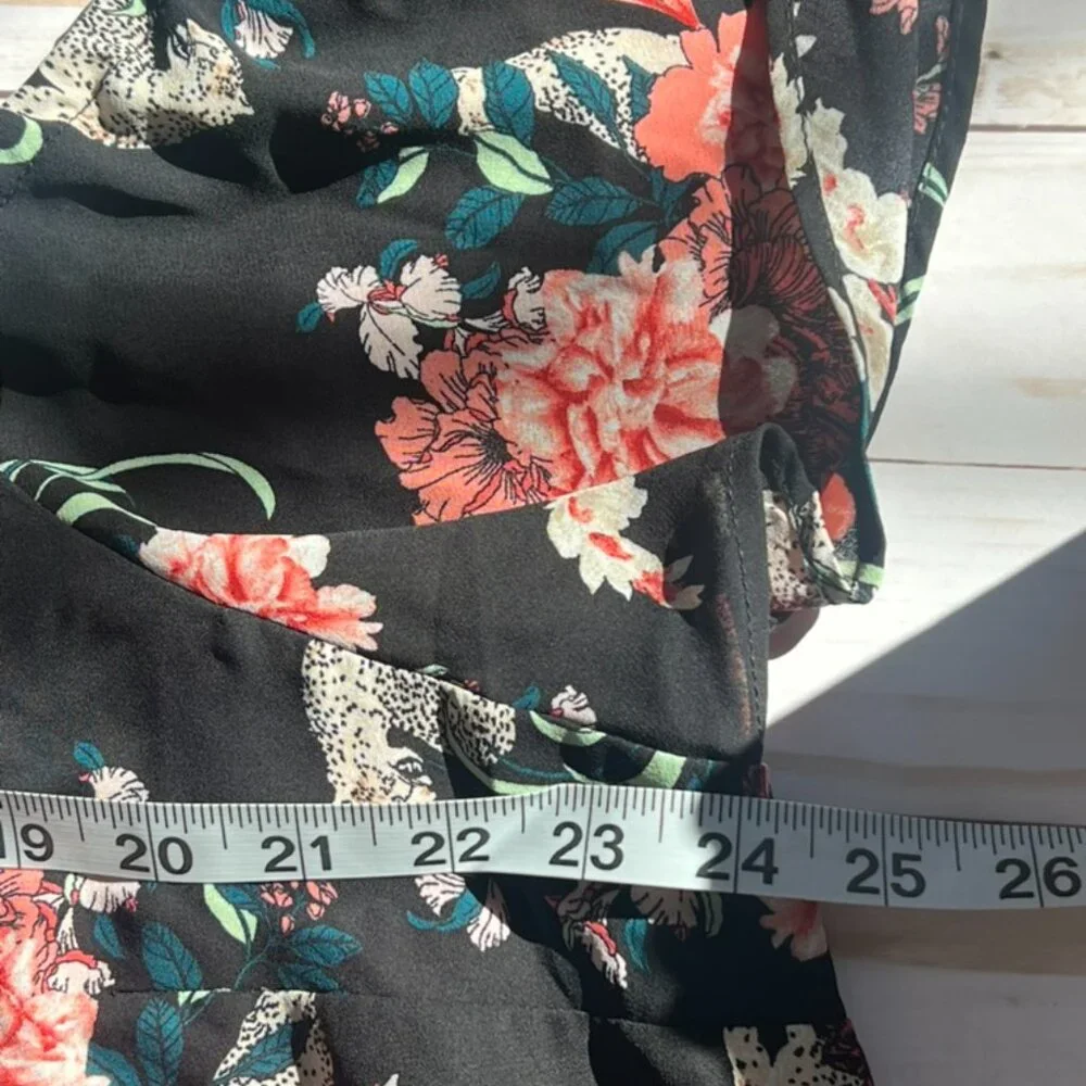 Torrid Cold Shoulder Boho Chic Black Floral Top – Size 2 - Picture 5 of 7